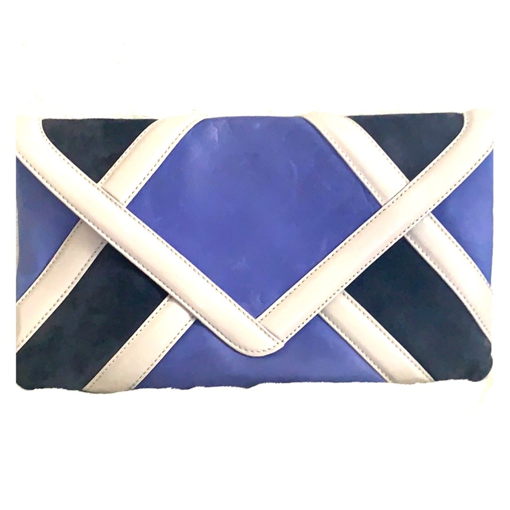 Stylish clutch!!